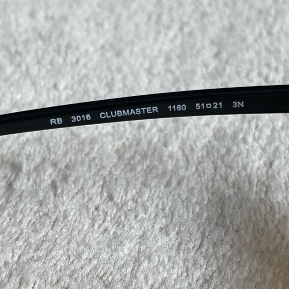 Ray-Ban Clubmaster Classic sunglasses - Picture 7 of 8